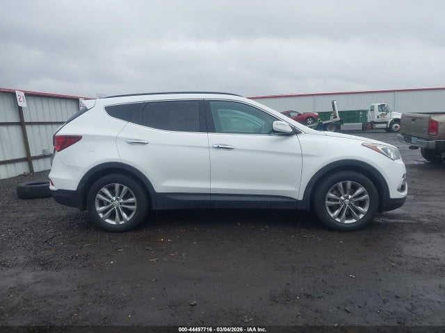 5NMZUDLA4HH041573 Hyundai Santa Fe Sport 2.0t