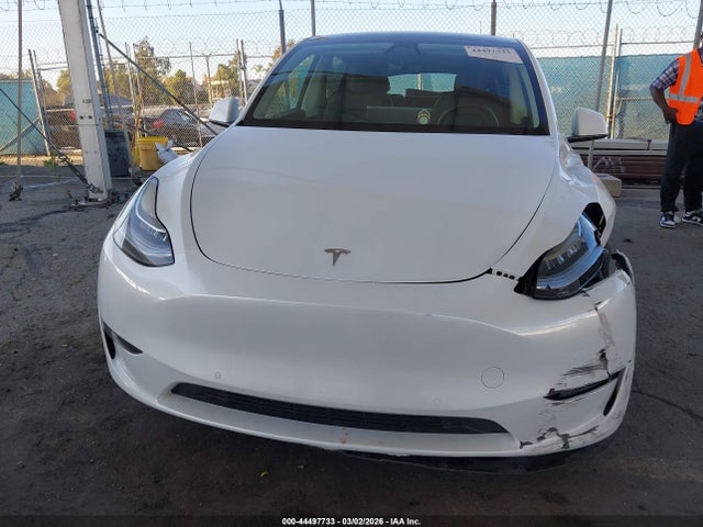 5YJYGDEE1MF233080 Tesla Model Y Long Range Dual Motor All-wheel Drive