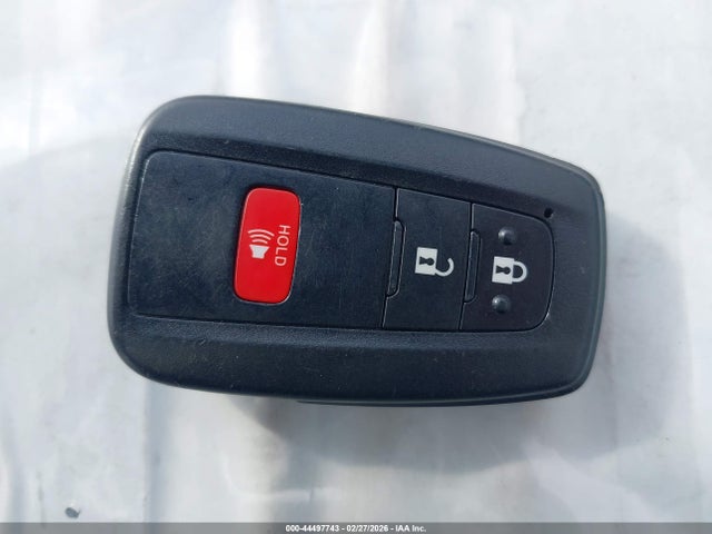 JTDKARFU0J3059120 Toyota Prius Three Touring