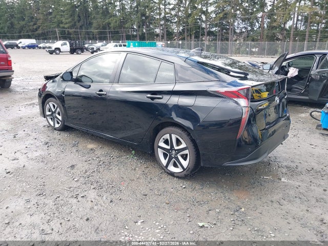 JTDKARFU0J3059120 Toyota Prius Three Touring