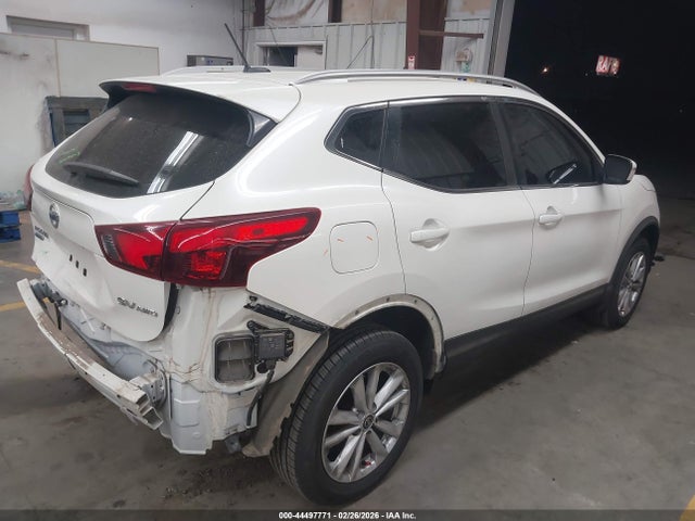 JN1BJ1CR1KW332456 Nissan Rogue Sport Sv