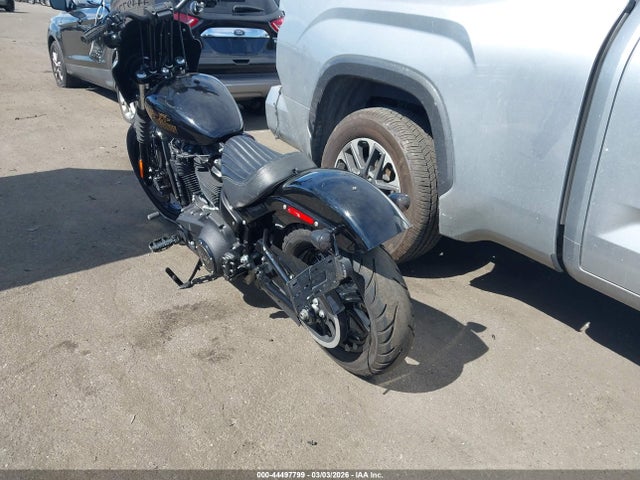 2023 HARLEY-DAVIDSON FXBBS 1HD1YYK24PB024941 Photo 2