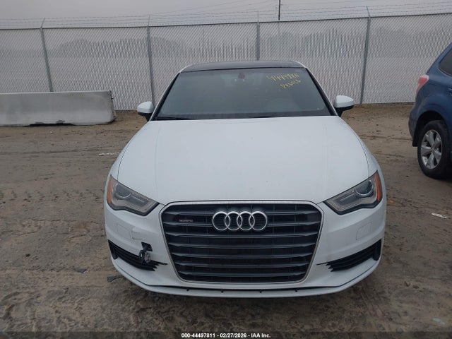 44497811 :رقم المزاد ، WAUBFGFF4F1012468 vin ، 2015 Audi A3 2.0t Premium مزاد بيع