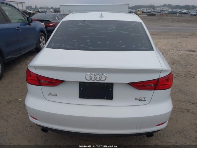 44497811 :رقم المزاد ، WAUBFGFF4F1012468 vin ، 2015 Audi A3 2.0t Premium مزاد بيع