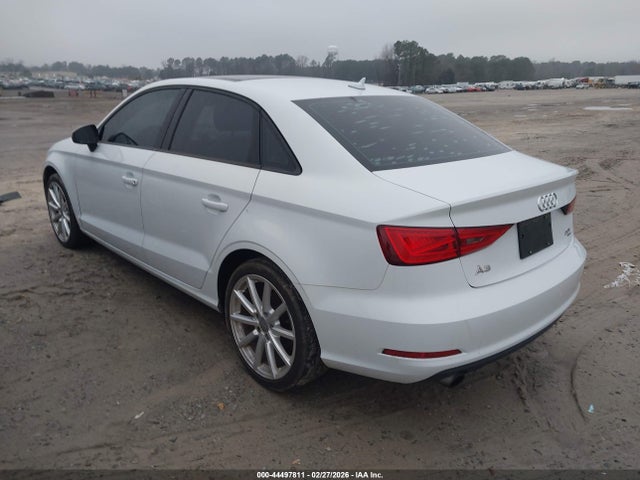 2015 AUDI A3 WAUBFGFF4F1012468 Photo 2
