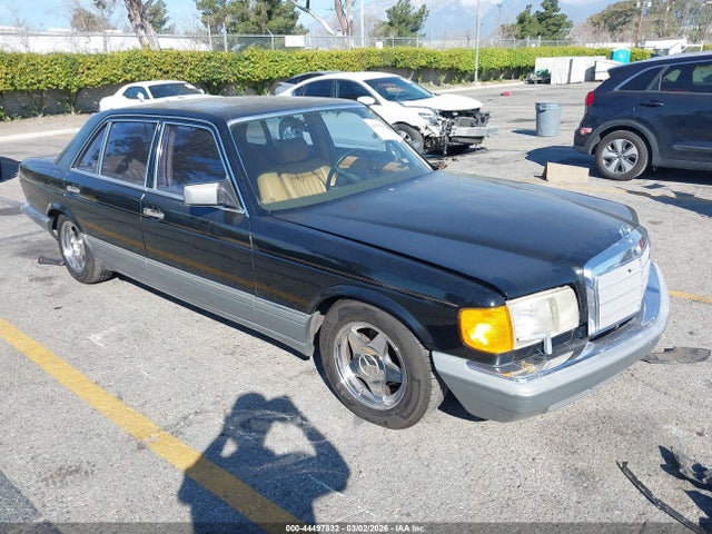 1988 MERCEDES-BENZ 560 WDBCA39D6JA366377
