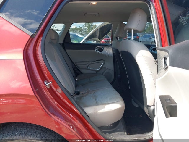 KNDJ23AU6M7756933 KIA SOUL LX