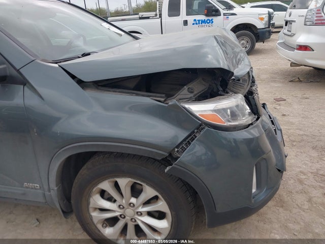 5XYKUDA79EG431163 KIA Sorento Ex V6