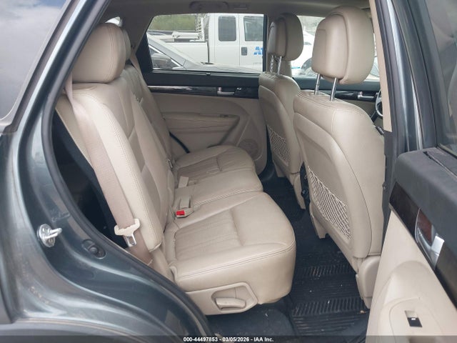 5XYKUDA79EG431163 KIA Sorento Ex V6