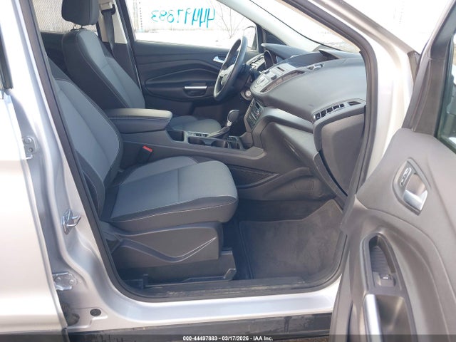 1FMCU9GD4HUE50202 Ford ESCAPE SE