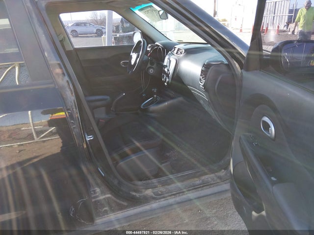 KNDJN2A29K7688561 KIA Soul