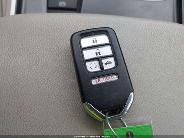 44497928 :رقم المزاد ، 1HGCV2F92JA053103 vin ، 2018 Honda Accord Touring 2.0t مزاد بيع