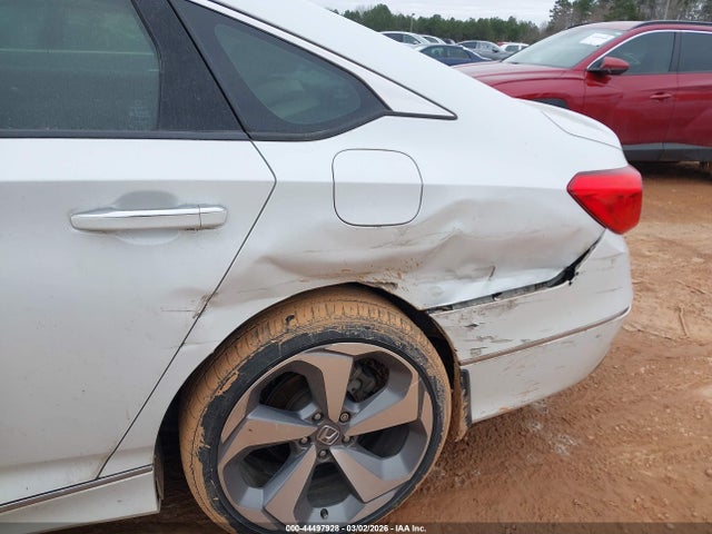 44497928 :رقم المزاد ، 1HGCV2F92JA053103 vin ، 2018 Honda Accord Touring 2.0t مزاد بيع