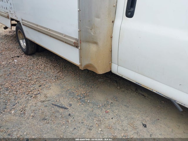 Aukcja sprzedaży 2004 Gmc Savana Cutaway Standard W/c7a, vin: 1GDHG31U141904047, numer aukcji: 44497949