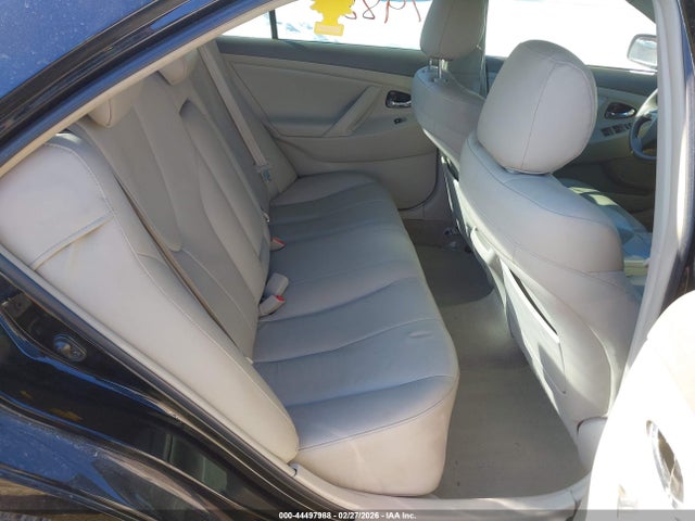 44497988 :رقم المزاد ، 4T4BF3EKXBR171273 vin ، 2011 Toyota Camry Le مزاد بيع