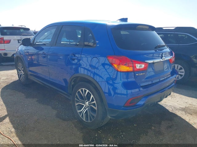 2018 MITSUBISHI OUTLANDER SPORT JA4AP3AW3JU021708 Photo 2