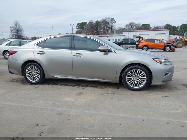 44498022 :رقم المزاد ، 58ABK1GG0GU010403 vin ، 2016 Lexus Es 350 مزاد بيع