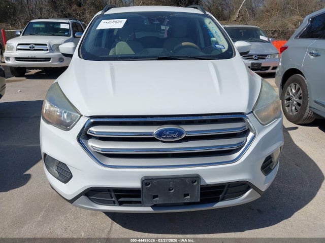 1FMCU0GD3JUA74495 Ford ESCAPE SE