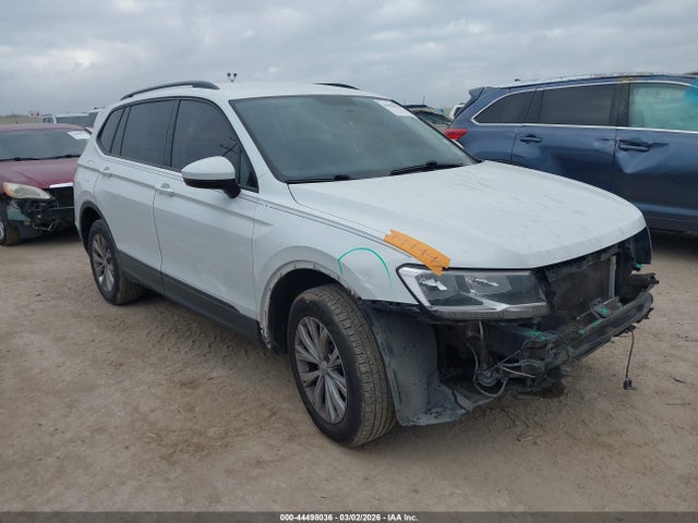2018 VOLKSWAGEN TIGUAN 3VV1B7AX4JM114893