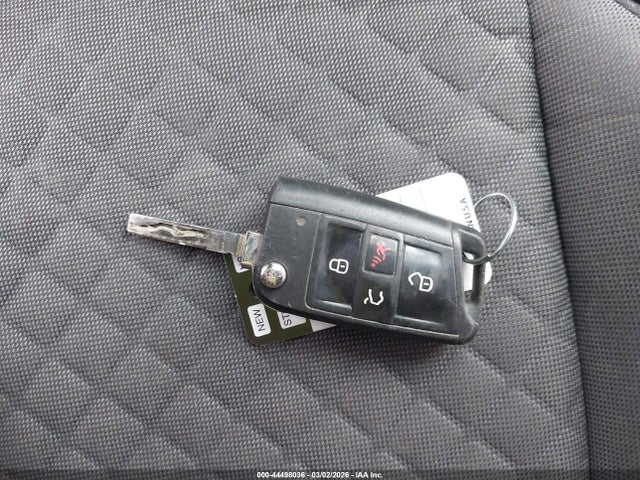 2018 VOLKSWAGEN TIGUAN 3VV1B7AX4JM114893 Photo 10