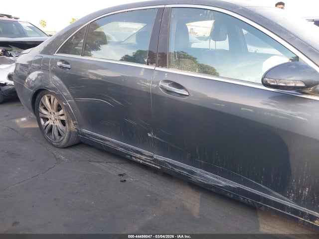 44498047 :رقم المزاد ، WDDNG71X49A283585 vin ، 2009 Mercedes-benz S 550 مزاد بيع