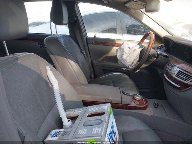 44498047 :رقم المزاد ، WDDNG71X49A283585 vin ، 2009 Mercedes-benz S 550 مزاد بيع