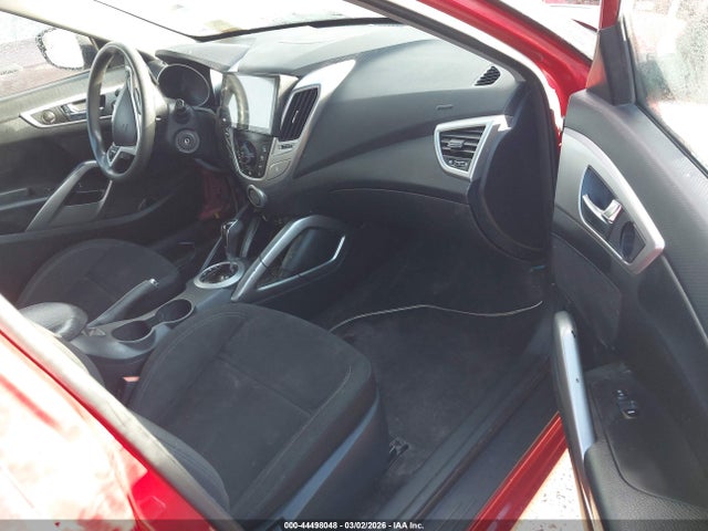 Продаж на аукціоні авто 2015 Hyundai Veloster, vin: KMHTC6AD4FU239153, номер лоту: 44498048
