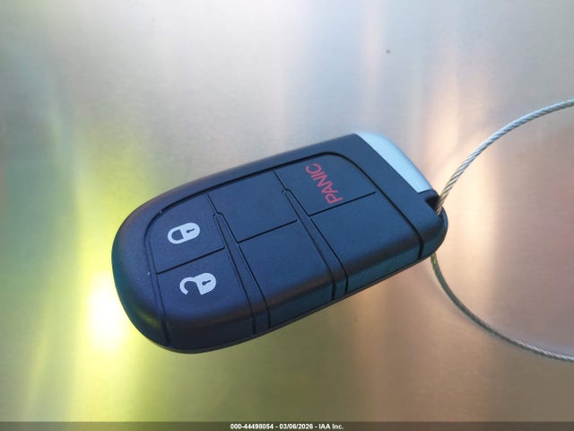 3C4PDCAB6JT429264 Dodge JOURNEY SE