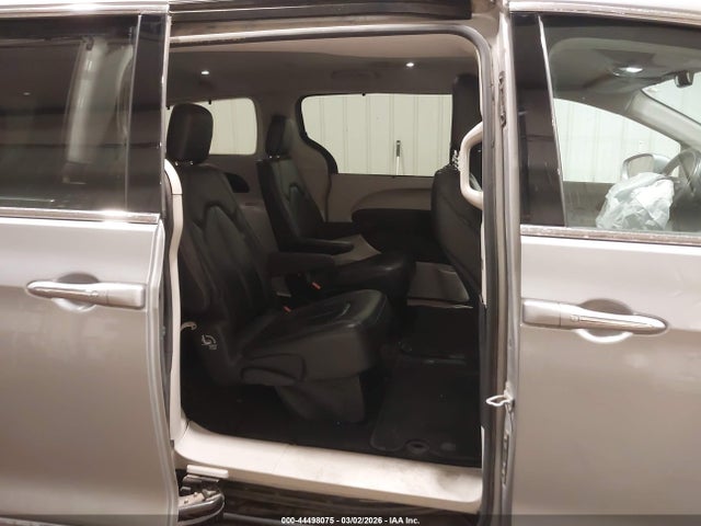 Aukcja sprzedaży 2017 Chrysler Pacifica Touring-l, vin: 2C4RC1BG1HR569410, numer aukcji: 44498075