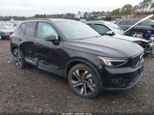 2024 VOLVO XC40 YV4L12UL6R2345770