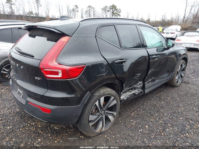 2024 VOLVO XC40 YV4L12UL6R2345770 Photo 3