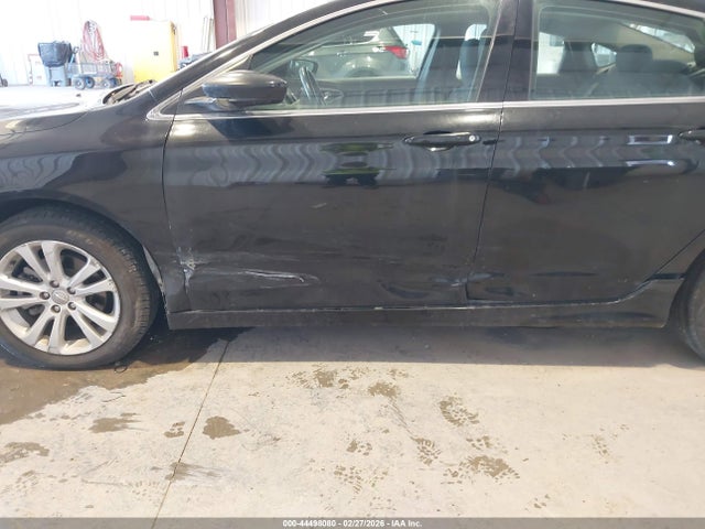 Chrysler 200 Limited 2016 1C3CCCAB5GN169342 Image 6