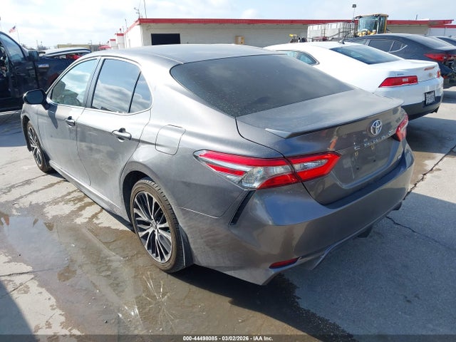 Toyota CAMRY SE 2018 4T1B11HKXJU074114 Image 3
