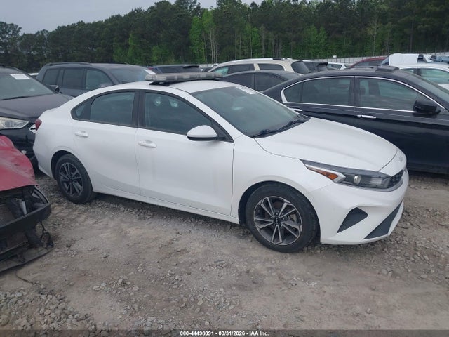 3KPF24AD3PE516500 KIA Forte Lxs