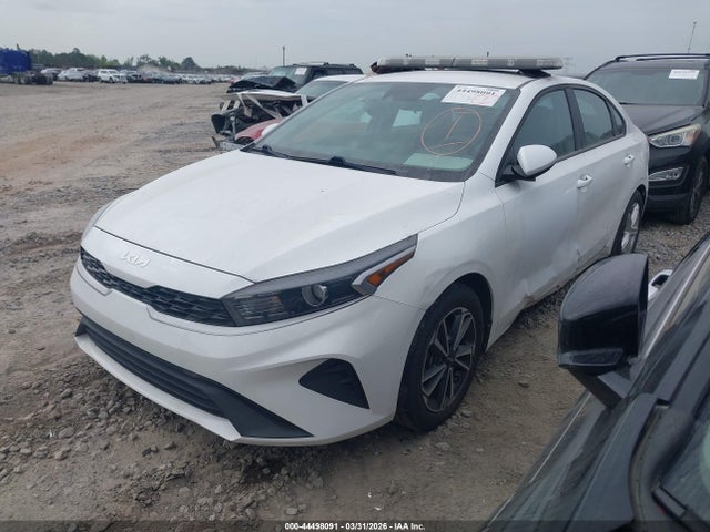 3KPF24AD3PE516500 KIA Forte Lxs