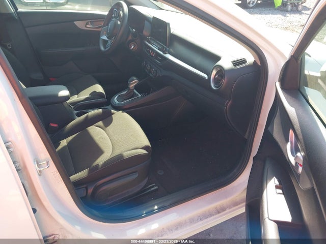 3KPF24AD3PE516500 KIA Forte Lxs