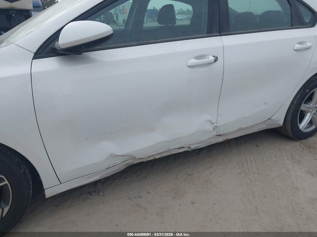 3KPF24AD3PE516500 KIA Forte Lxs