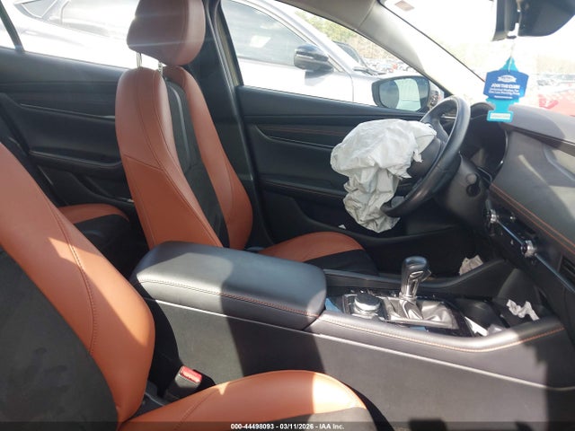 Продажа на аукционе авто 2024 Mazda Mazda3 2.5 Carbon Turbo, vin: 3MZBPBXY5RM411106, номер лота: 44498093