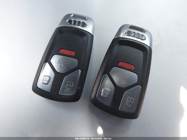 44498113 :رقم المزاد ، WA1E2AFYXM2041002 vin ، 2021 Audi Q5 Premium Plus 55 Tfsi E Quattro S Tronic مزاد بيع