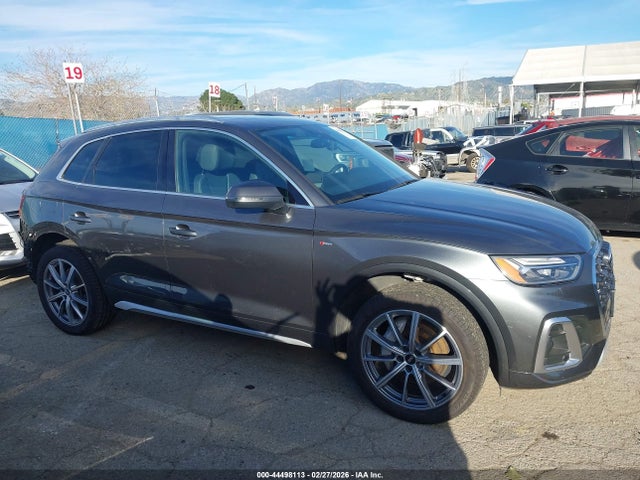 44498113 :رقم المزاد ، WA1E2AFYXM2041002 vin ، 2021 Audi Q5 Premium Plus 55 Tfsi E Quattro S Tronic مزاد بيع