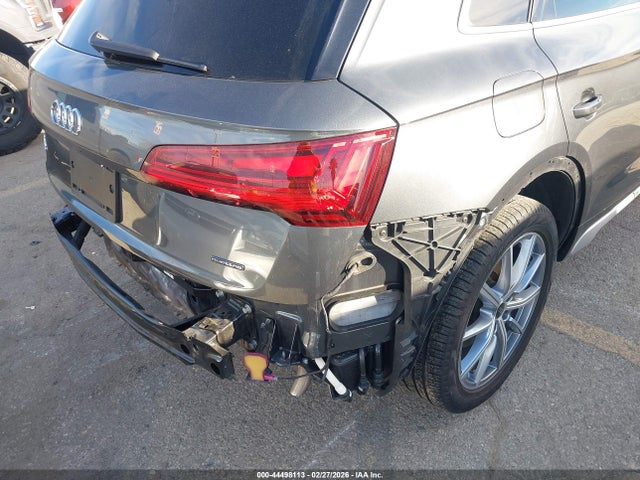 44498113 :رقم المزاد ، WA1E2AFYXM2041002 vin ، 2021 Audi Q5 Premium Plus 55 Tfsi E Quattro S Tronic مزاد بيع