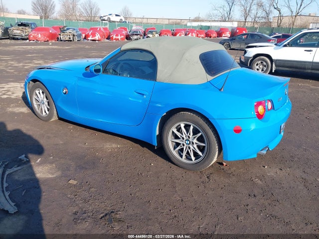 2003 BMW Z4 4USBT33403LS40565 Photo 2