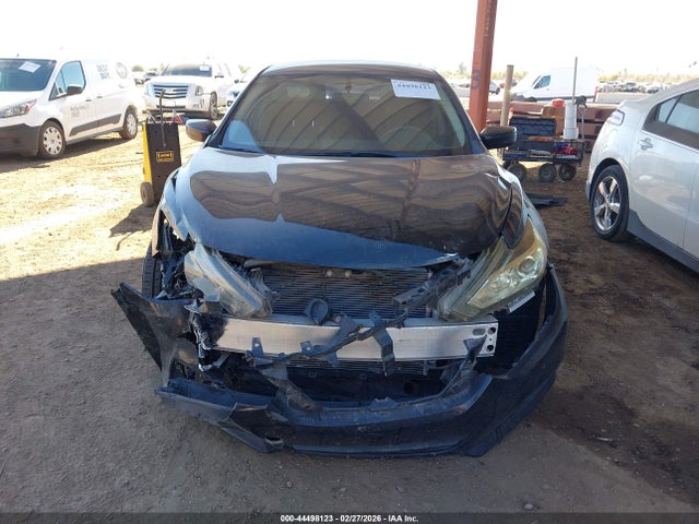 1N4AL3AP4JC264157 Nissan Altima 2.5 Sr