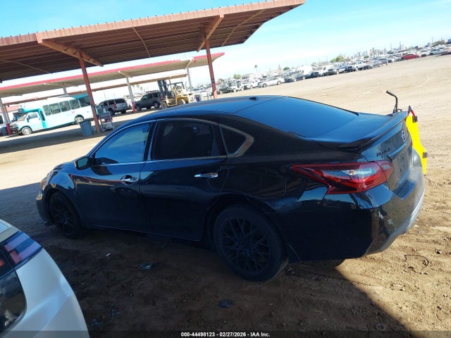 1N4AL3AP4JC264157 Nissan Altima 2.5 Sr