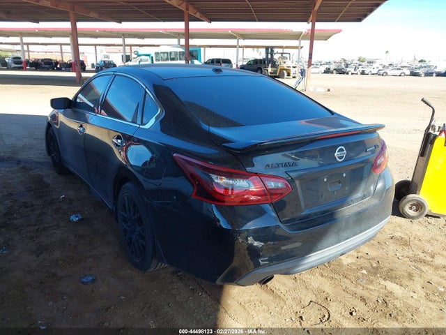 1N4AL3AP4JC264157 Nissan Altima 2.5 Sr