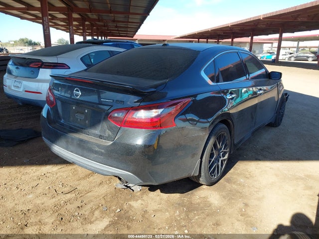 1N4AL3AP4JC264157 Nissan Altima 2.5 Sr