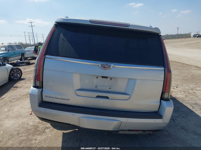 1GYS3HKJ4LR119698 Cadillac Escalade Esv 2wd Luxury