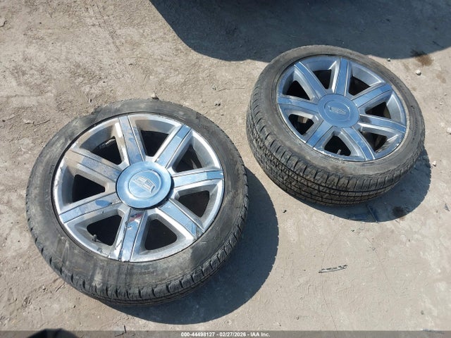 1GYS3HKJ4LR119698 Cadillac Escalade Esv 2wd Luxury