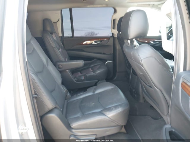 1GYS3HKJ4LR119698 Cadillac Escalade Esv 2wd Luxury