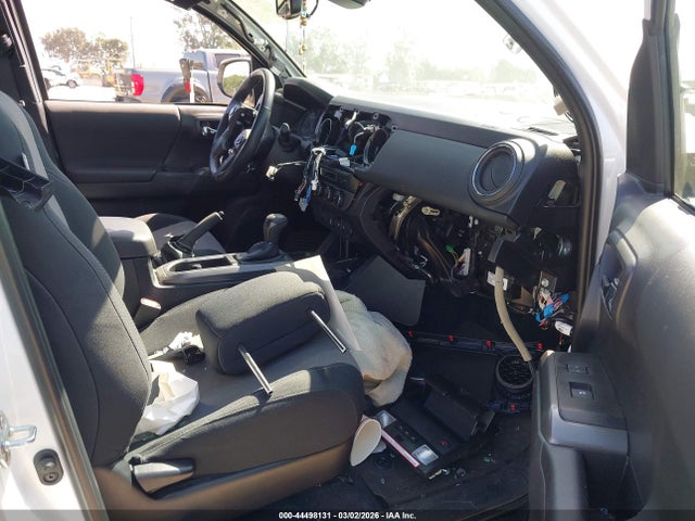 3TMCZ5AN8PM644265 Toyota Tacoma Trd Sport